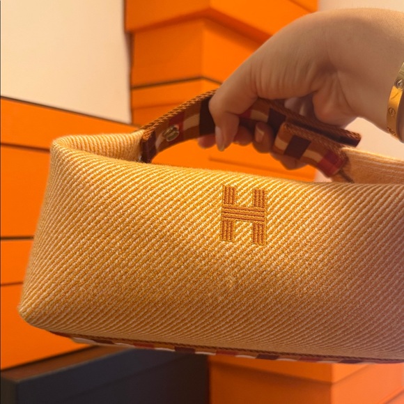 Hermes Tan Cosmetic Bag with Red Handle - Picture 8 of 10